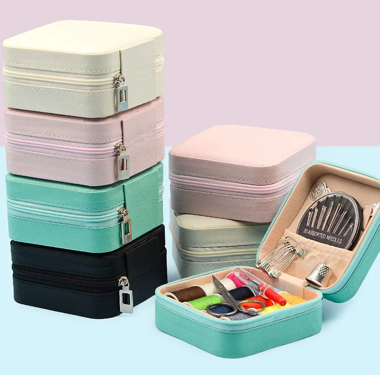 Wholesale Mini Travel Sewing Kit Hot Style Multi-Piece Home Needle Thread Combination Set Knitting Wedding Gifts Custom Plastic