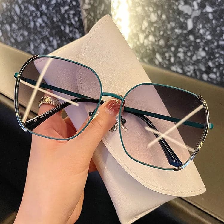 Women's Large Frame UV Protection Sunglasses