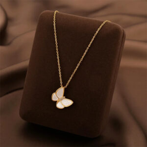 Butterfly Necklace for Girls - Trendy Fashion Accessory