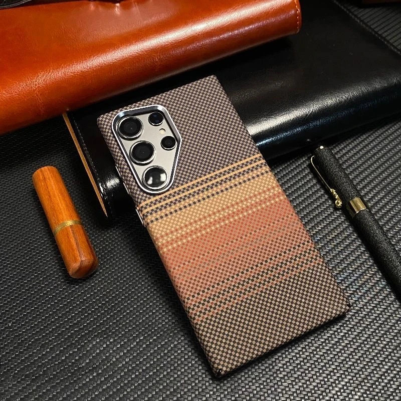 Samsung Galaxy Carbon Fiber Magnetic Case with Lens Protector