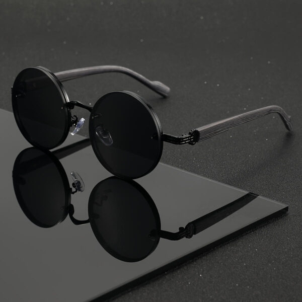 Children’s Retro Round Sunglasses – UV400 Punk Style with Wood Grain Frame, European & American Design - Image 2