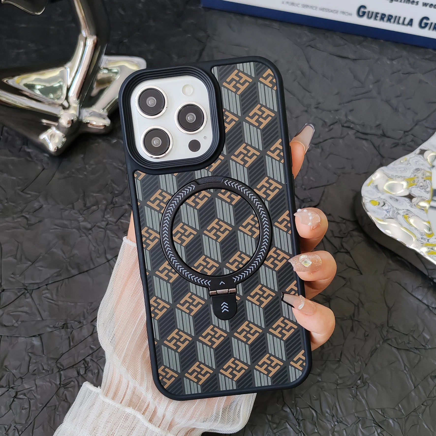 Magnetic Wireless Charging Case for iPhone