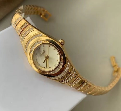 Elegance Women's Quartz Watch - Image 2