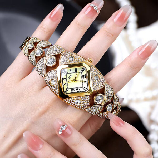 Elegant Square Watch for Modern Ladies - Image 5